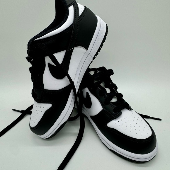 Nike Dunk Low Panda Black/White 12.5c Kids Sneakers NEW - Picture 3 of 9